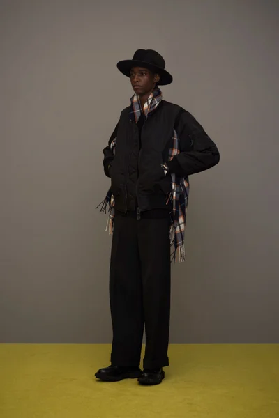 Look 19